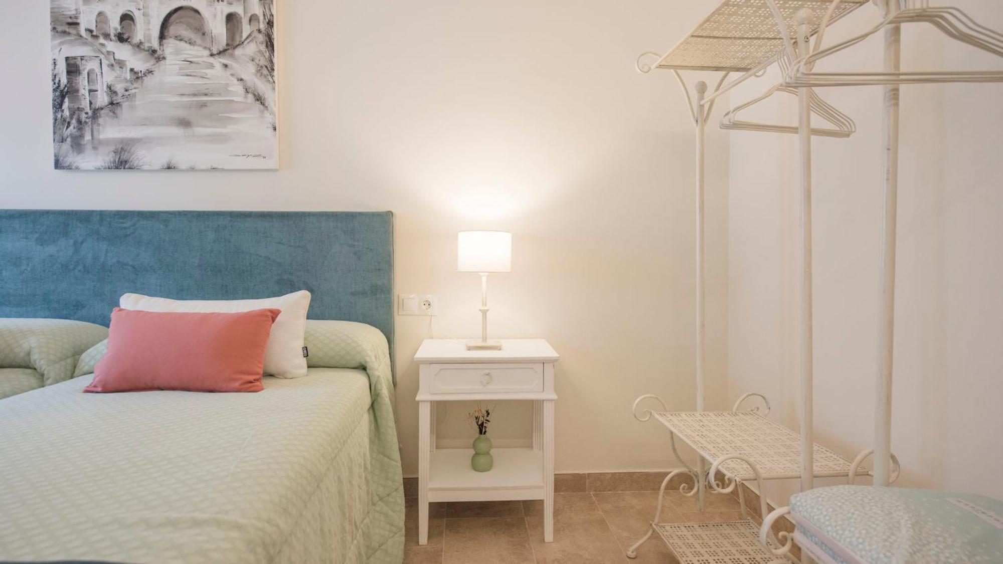 Apartamentos Florinda De La Cava Toledo - 7 Екстериор снимка